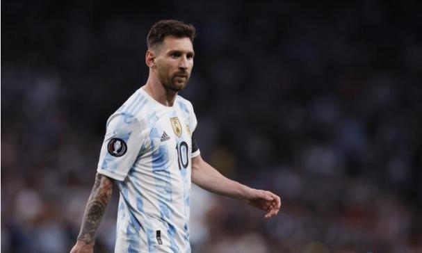 青年早新闻｜日本民众集会要求高市早苗下台